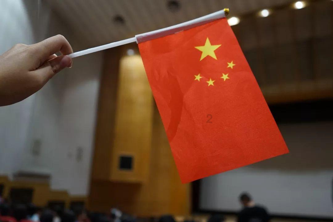 洞穴陷阱逃生